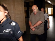 Туцо от "Килърите" заработвал в затвора като санитарка