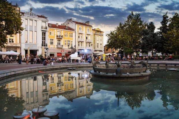 От снощи Пловдив е сцена Първият български град избран за