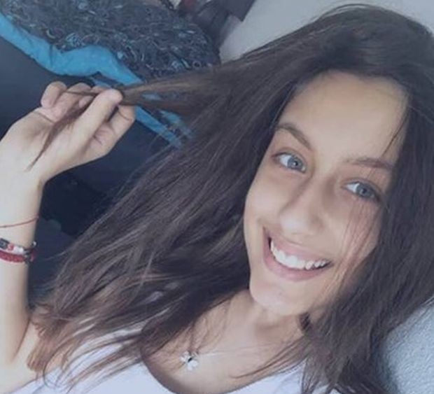 15 годишната Никол Георгиева от Велико Търново която страдаше от Сарком
