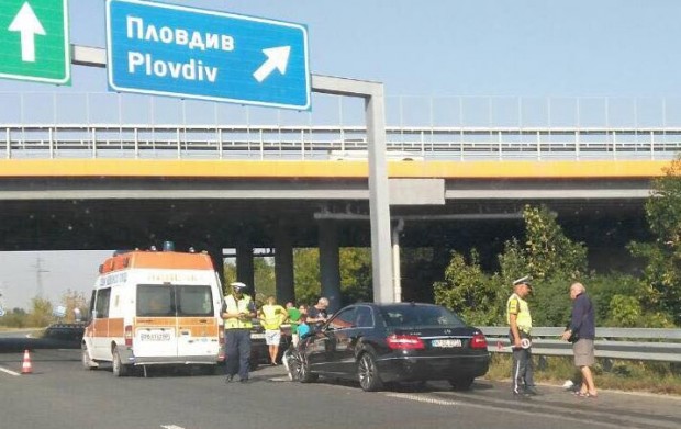 Тежка катастрофа е станала на АМ Тракия край Пловдив научи