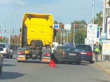 Линейка блокирана в задръстване заради катастрофа в Пловдив
