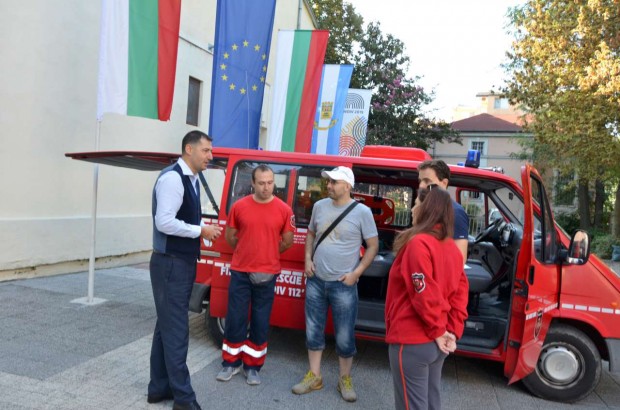 6 човека от доброволно формирование Пловдив 112 заминаха на международно