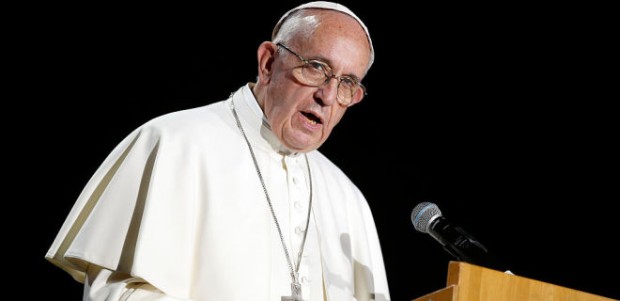 Мафиотите не живеят съгласно християнските норми, заяви папа Франциск по