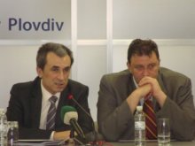 Орешарски щял да помага на ПУ, не казва ще води ли листата на БСП в Пловдив