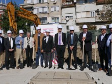 Нова първа копка в сърцето на Пловдив, посланикът на САЩ впечатлен!
