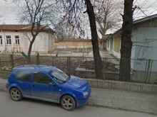 Зрее недоволство! Подписката срещу Центъра за настаняване от семеен тип е в ход!