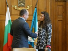 Армията от Монтесори педагози в Пловдив набъбна