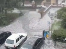 В Италия вече ринат сняг с фадроми след невиждана стихия