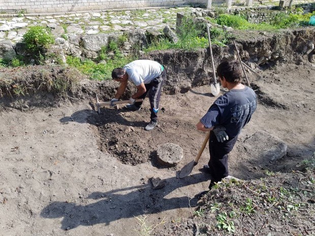 Фейсбук На територията на историко археологическия резерват Марцианополис в Девня започнаха
