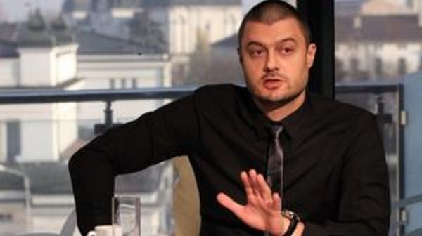 Евродепутатът и лидер на Презареди България Николай Бареков съобщи за