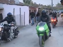 Moтористи нахлуха в махалата в Русе