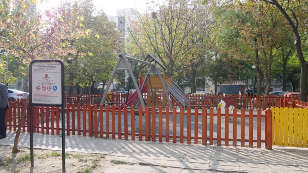 Кметът на Пловдив Иван Тотев днес откри новата детска площадка