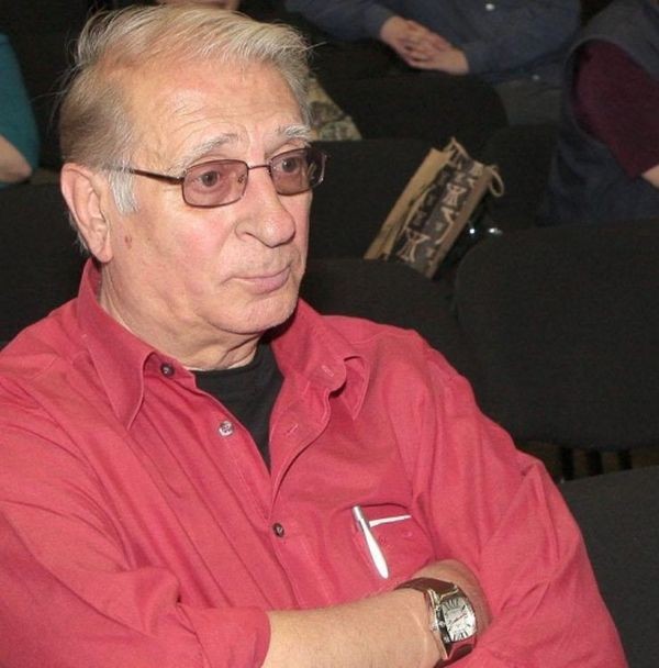 Известният български актьор Славчо Пеев е бил покосен от инфаркт