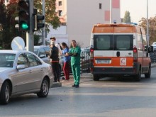 Очевидка: Пичът с БМВ-то изхака и двамата, малко кръвчица, ожулено, такива неща