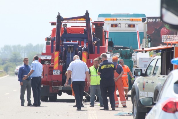 31-годишна жена е загинала при катастрофа на автомагистрала Тракия“. Сигналът