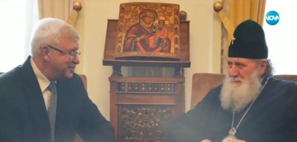 Министърът на здравеопазването Кирил Ананиев с молба към Българската православна