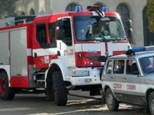 Полицаи спасиха малко дете, запалило неволно пожар в жилище