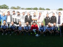 Ветераните на Локо играят контрола с Анталияспор на Лаута