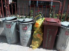 ОП "Чистота" събира жълтите чували в "Коматево" 