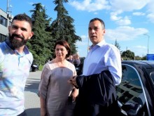 ���������� ������� 60 ������ ���� ���� ��� "������� �����, ������ �������� �������� � "������ �� ���� ��