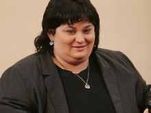 Искра Фидосова стана кръчмарка