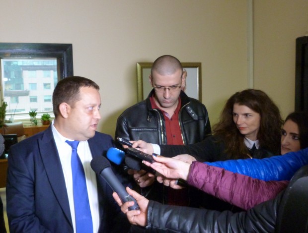 Председателят на Общинския съвет Тодор Балабанов прие представители на таксиметровия