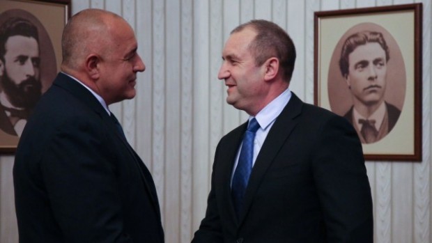 Министър-председателят Бойко Борисов приема поканата на президента Румен Радев за
