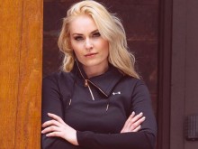 Една от най-красивите спортистки в света кръсти пуловер на наш град