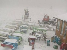 Бяла приказка на Хижа Здравец, ще стигне ли снегът и до Пловдив?