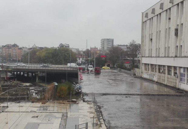 Метеорологичната обстановка не успя да спре пловдивските ремонти предаде репортер