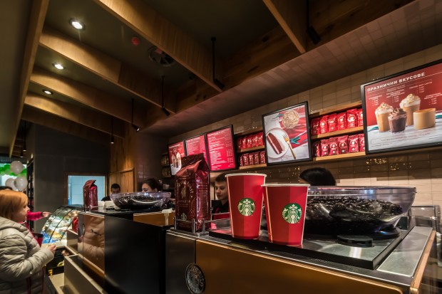 Световноизвестната кафе верига Starbucks®, представена в България от AmRest, откри