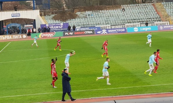 Дунав загуби от ЦСКА с 0:2 в мача от 16-ия