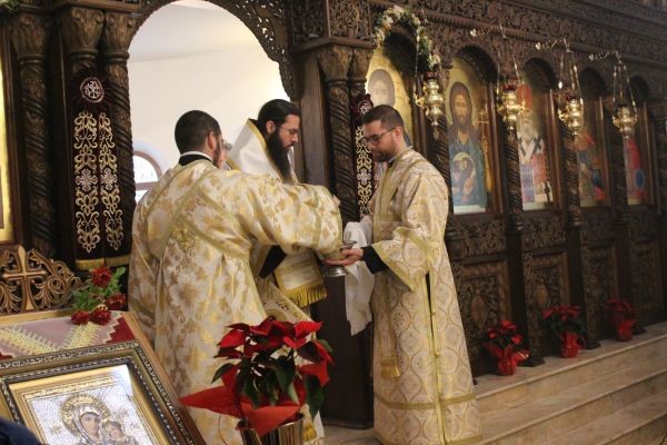 На 25 ноември православната църква почита паметта на Свети Климент