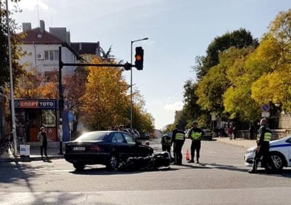 Пешеходец пострада при катастрофа в Бургас Вчера около 17 05
