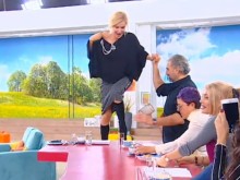 Гала втрещи ефира с кючек върху маса