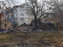 Започна се! Багери влязоха в стадион "Тодор Диев"!