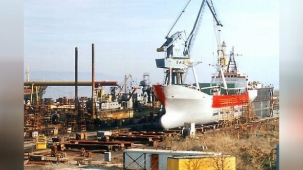 Кораборемонтният завод ТЕРЕМ Флотски арсенал във Варна е натрупал почти 3