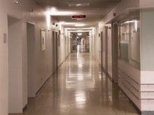 Разследват смъртта на новородено в Сливен