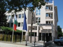 Двама полицаи от III Районно сгащени в доста деликатна поза