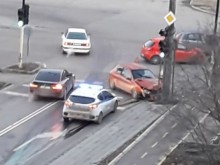 Зрелищна катастрофа до Комина! Очевидци: Бяха две девойки