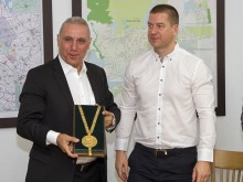 Удостоиха Христо Стоичков с висока чест