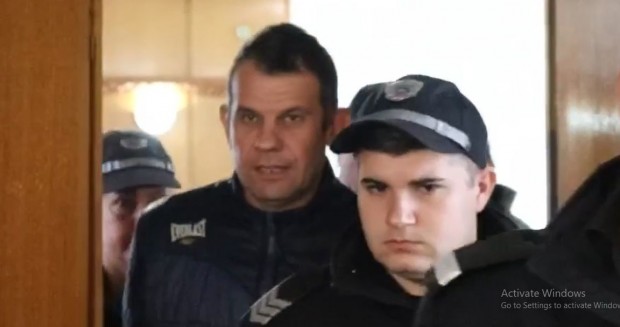 Апелативният съд в Пловдив остави в ареста бившия военен Светослав