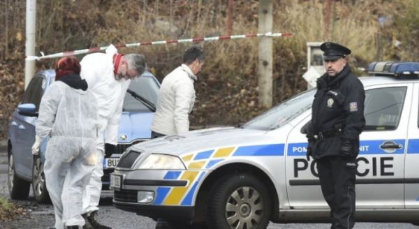 Полицията в Чехия разследва смъртта на млада проститутка, убита в