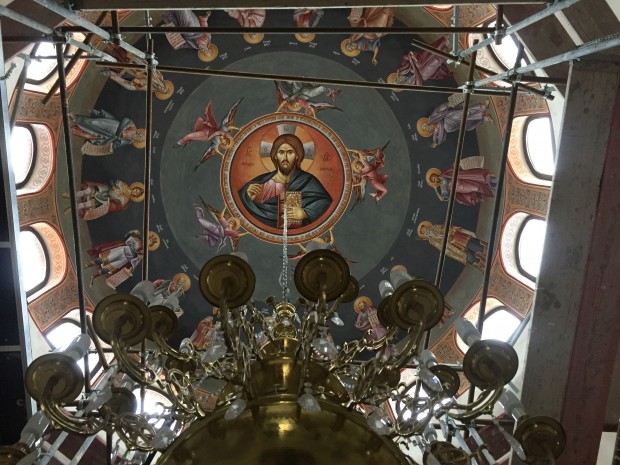Куполът на църквата Св. Пимен Зографски в бургаския квартал Крайморие“