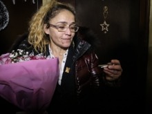 Десислава Иванчева се прибра у дома
