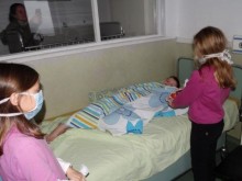 Доброволци от Пловдив с Коледна мисия за болните деца
