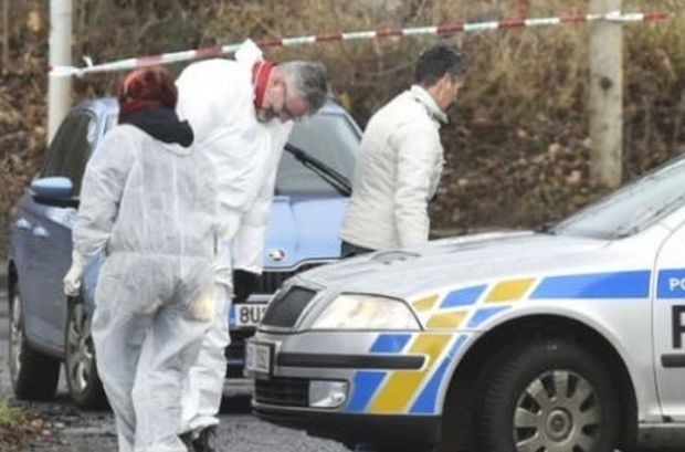 Убийството на 63 годишния мъж късно снощи в Пловдив е извършено