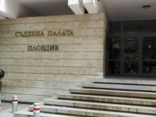 Татко, прередил пациенти в лекарски кабинет, се размина със сто лева глоба