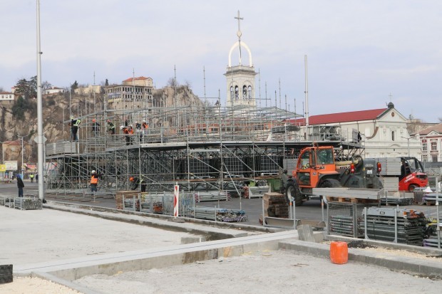 Пловдив започва годината със затворен централен булевард Причината е строежът