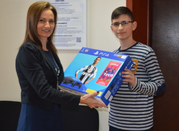 Шестокласникът Велислав Борисов от Пловдив спечели игрова конзола от играта